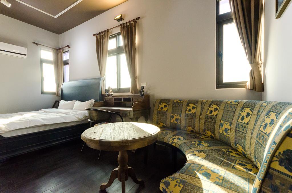 Sea Breeze Inn Джиан Екстериор снимка